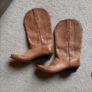 Old West Tan Cowboy Boots